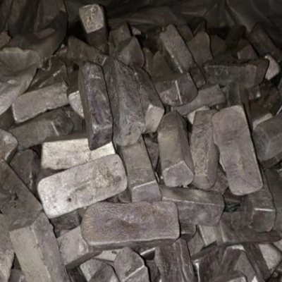Thỏi Mg màu bạc sáng 99,98% cho các bộ phận máy bay